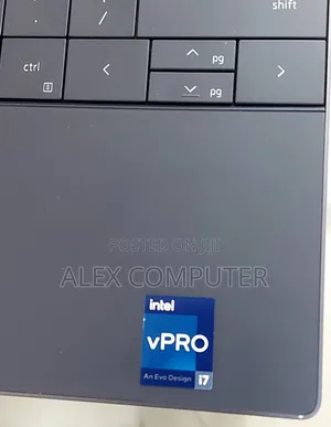 New Laptop Dell XPS 13 32GB Intel Core I7 SSD 1T