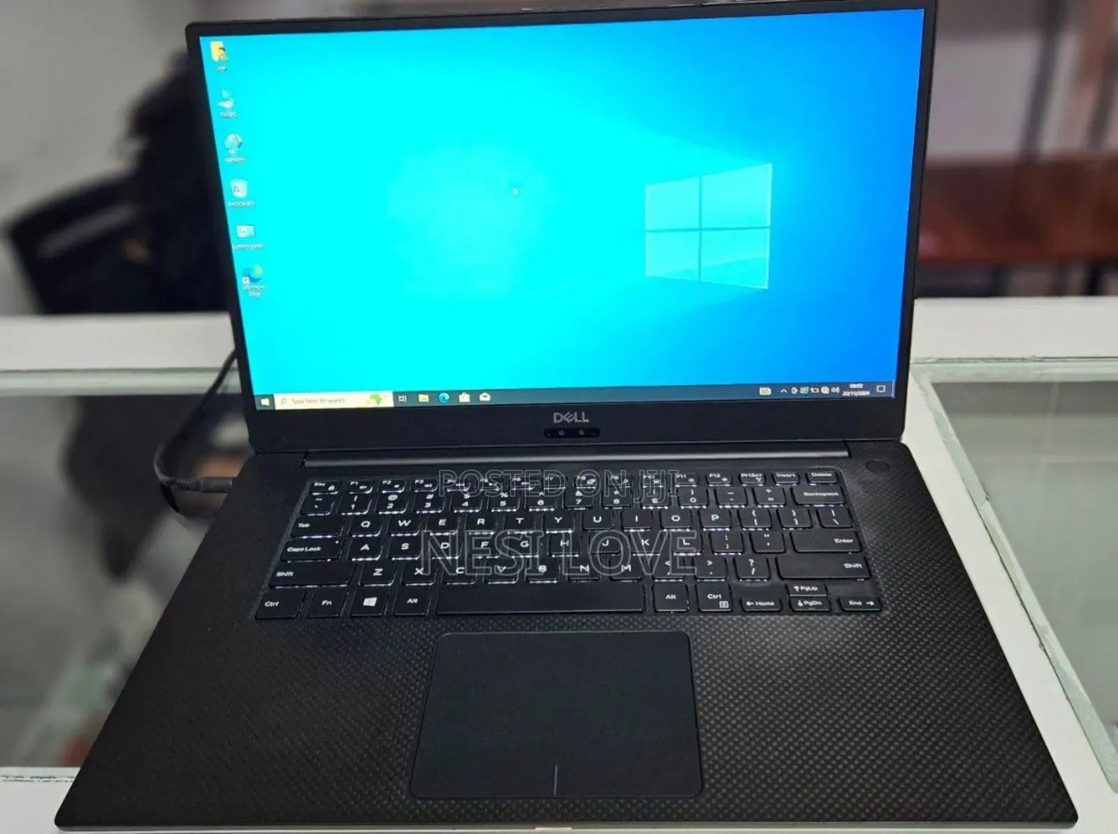 New Laptop Dell Precision 5540 16GB Intel Core I9 SSD 512GB