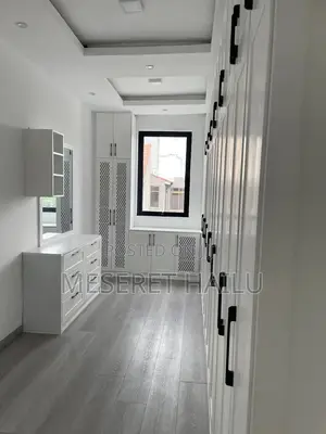 Furnished 10bdrm House in Bole for rent