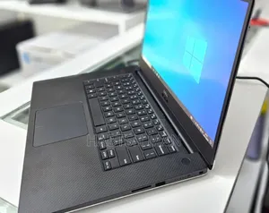 New Laptop Dell Precision 5540 16GB Intel Core I9 SSD 512GB