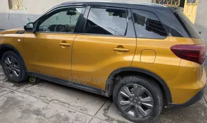 Suzuki Grand Vitara 2020 Orange