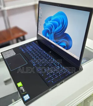 New Laptop Dell G15 5535 16GB Intel Core I7 SSD 512GB