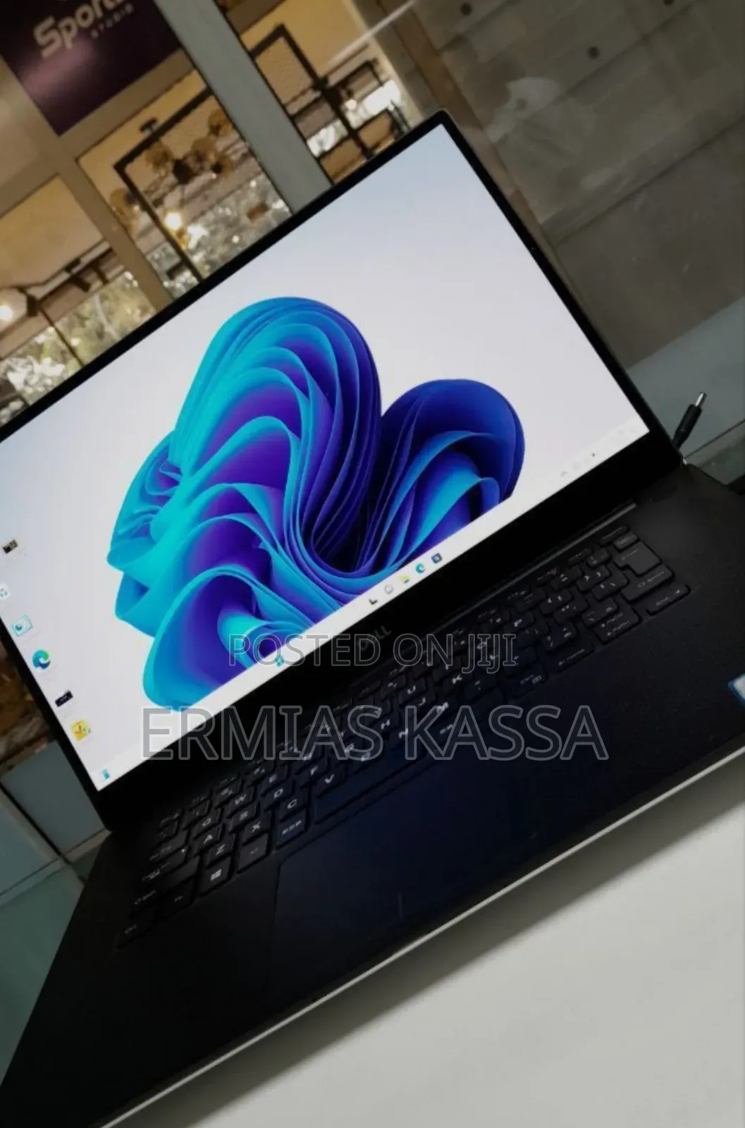 New Laptop Dell XPS 15 16GB Intel Core I7 SSD 512GB