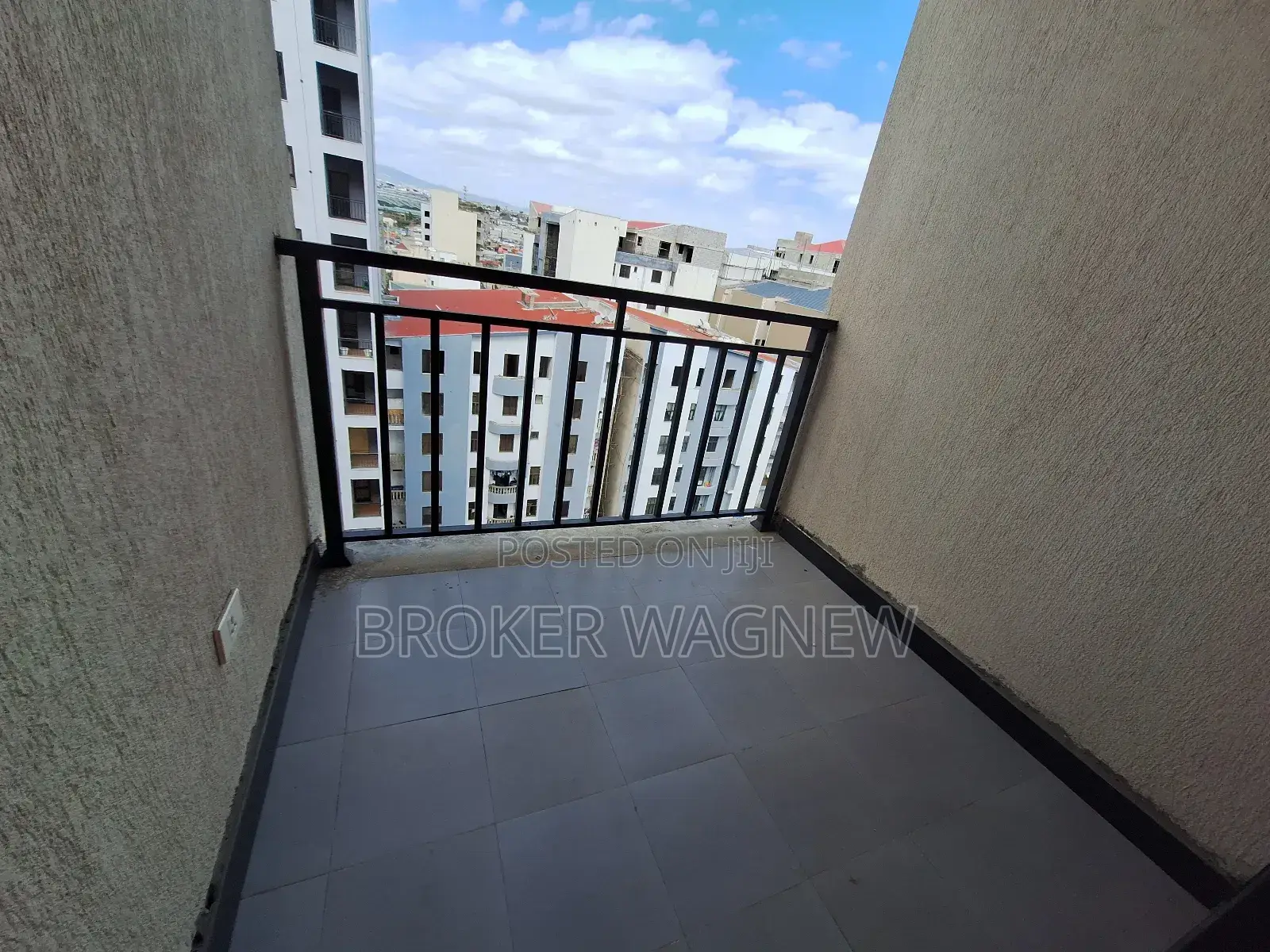 3bdrm Apartment in Bole for rent
