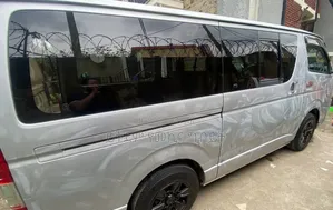 Toyota HiAce 2007 Silver