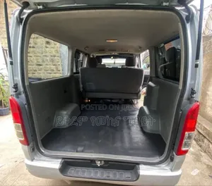 Toyota HiAce 2007 Silver