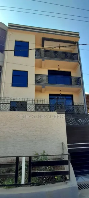 5bdrm House in ሀይሌ ጋርመንት, Nifas Silk-Lafto for sale