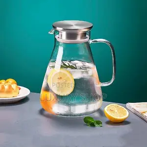 ግላስ የውሀ ማቅረቢያ Water Bottle