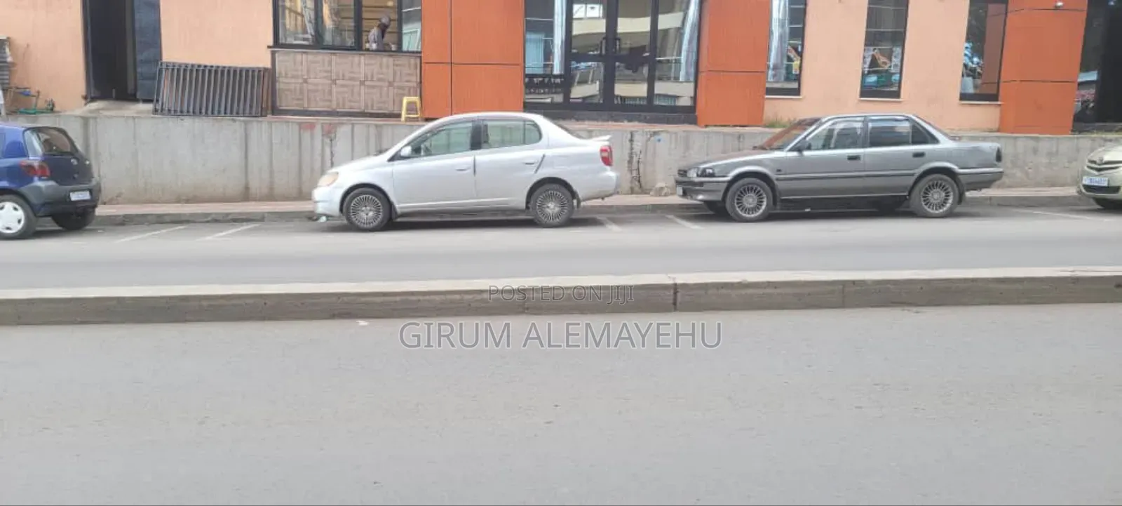 Toyota Platz 2001 Silver