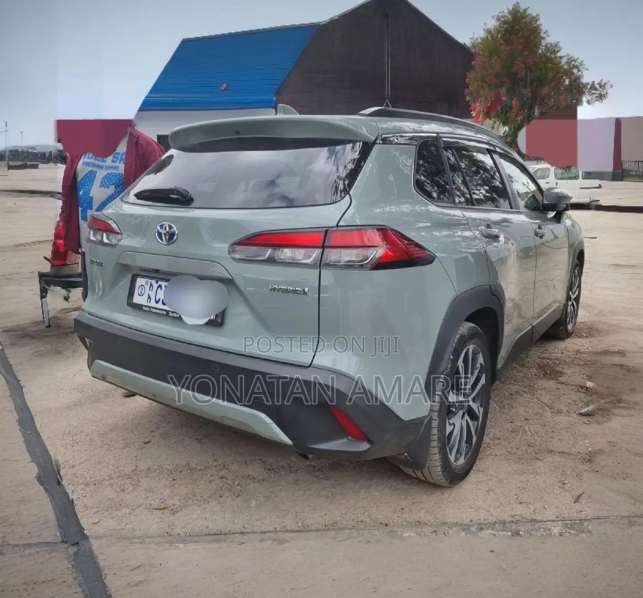 Toyota Corolla Cross XLE 4WD 2024 Gray