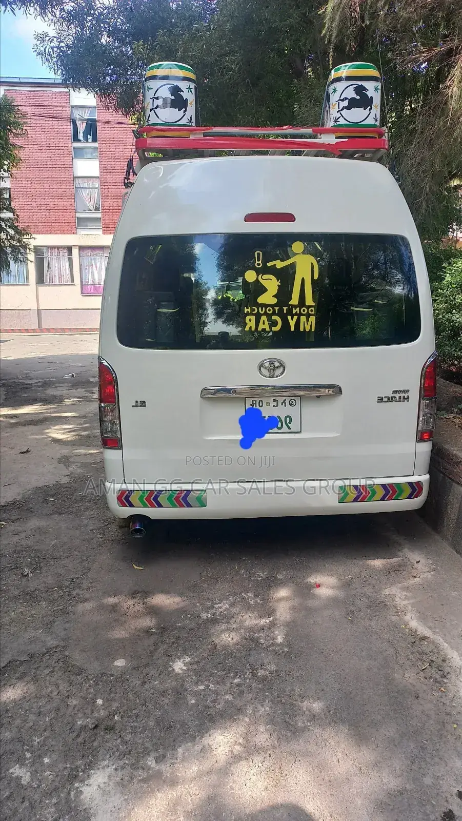 Toyota HiAce 2021 White