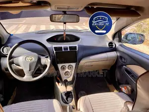 Toyota Yaris 1.3 2008 Blue