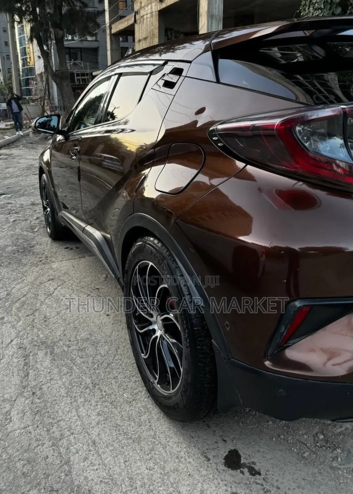 Toyota C-HR 2017 Burgundy