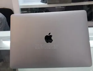 New Laptop Apple MacBook Pro M1 8GB Apple M1 SSD 256GB