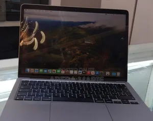 New Laptop Apple MacBook Air 8GB Apple M1 SSD 256GB