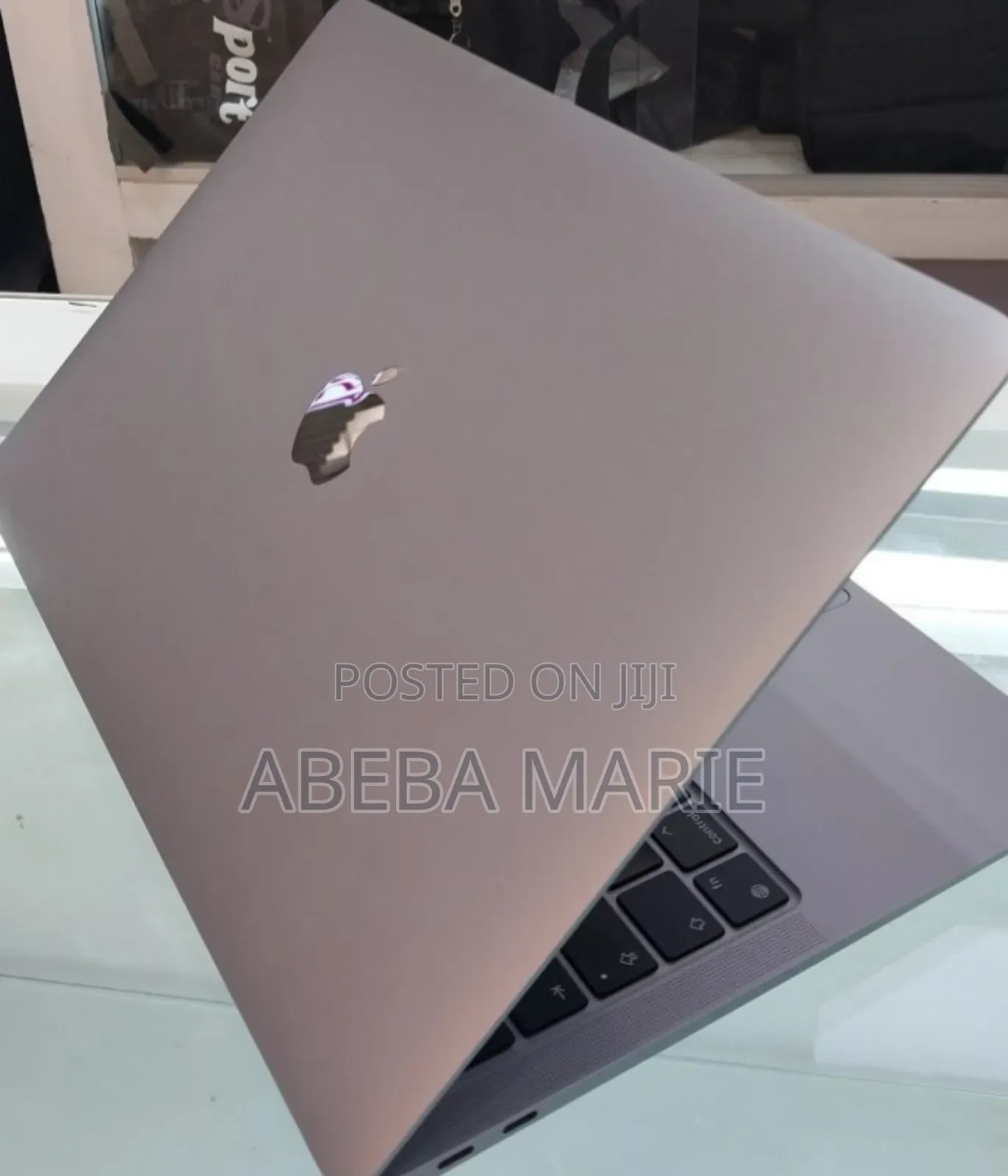 New Laptop Apple MacBook Air 8GB Apple M1 SSD 256GB