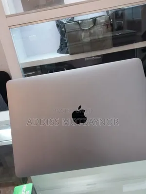 Photo - New Laptop Apple MacBook Pro 2019 8GB Apple M1 SSD 256GB