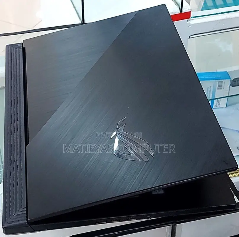 New Laptop Asus ROG Strix G15 16GB Intel Core I7 HDD+SSD 1T