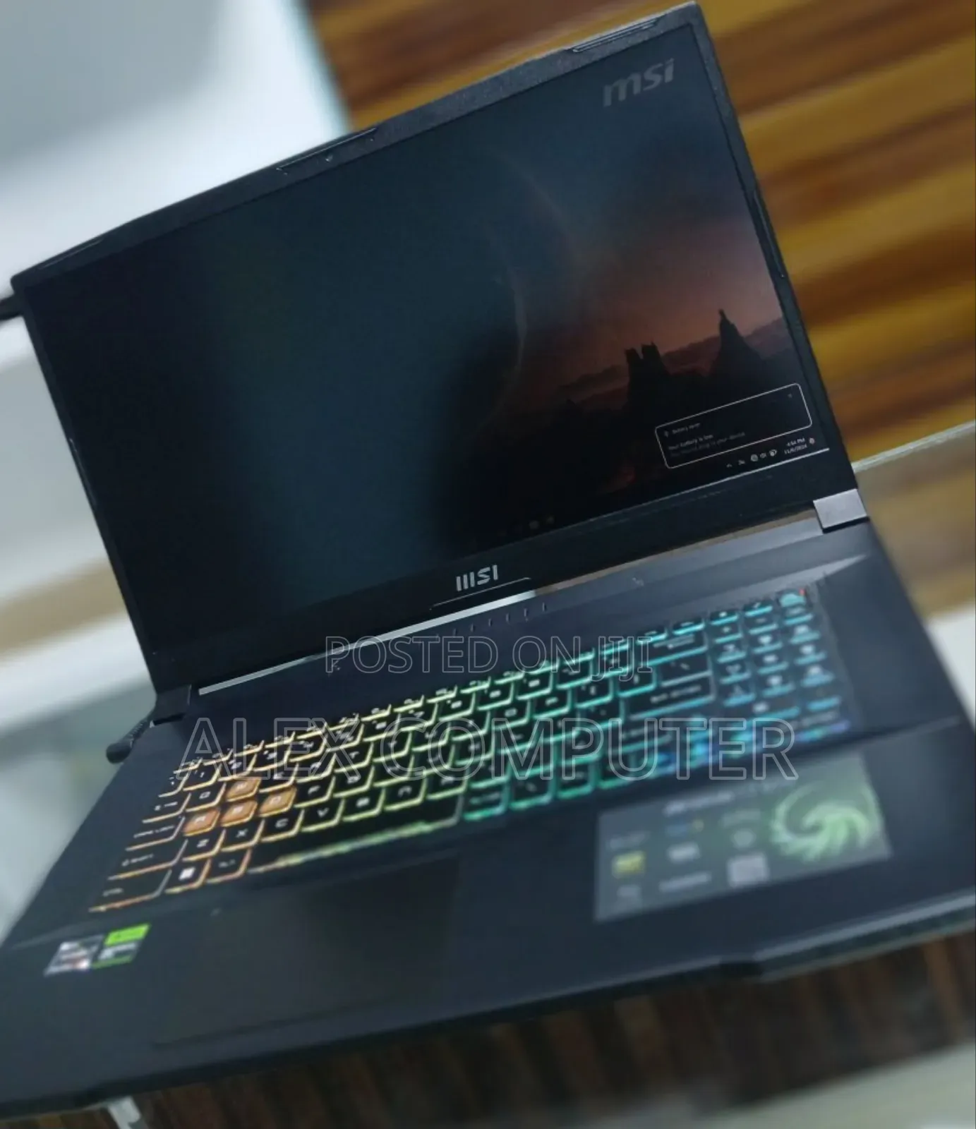 New Laptop MSI Katana 15 16GB AMD Ryzen 7 SSD 1T