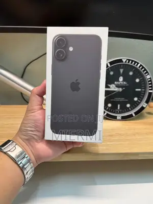 Photo - New Apple iPhone 16 Plus 128 GB Black