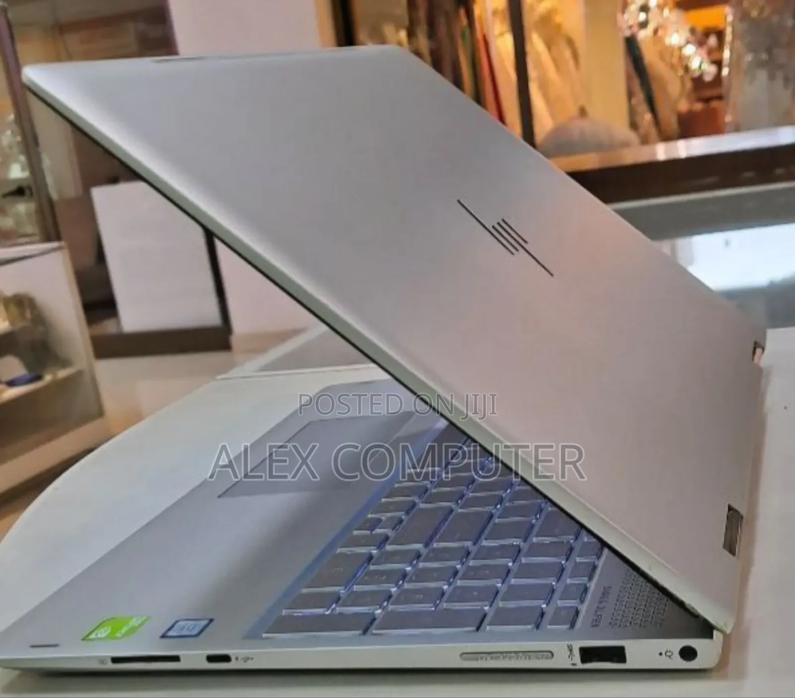 New Laptop HP Envy X360 20GB Intel Core I5 SSD 256GB
