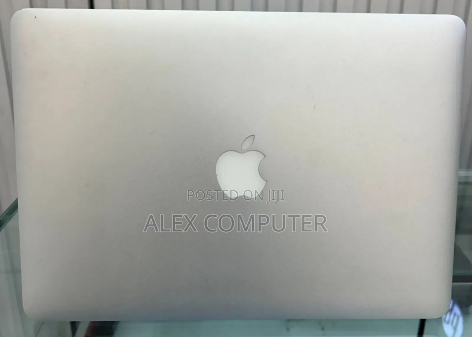 New Laptop Apple MacBook Air 2014 4GB Intel Core I5 SSD 256GB