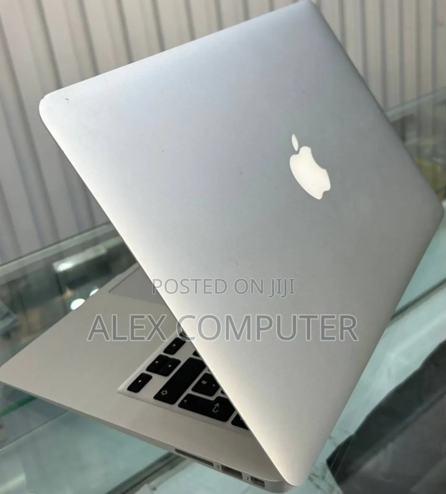 New Laptop Apple MacBook Air 2014 4GB Intel Core I5 SSD 256GB