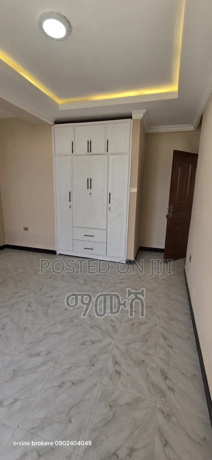 Furnished 3bdrm Condo in አያት መሪ ባቡር ጣቢያ 40/60, Bole for sale