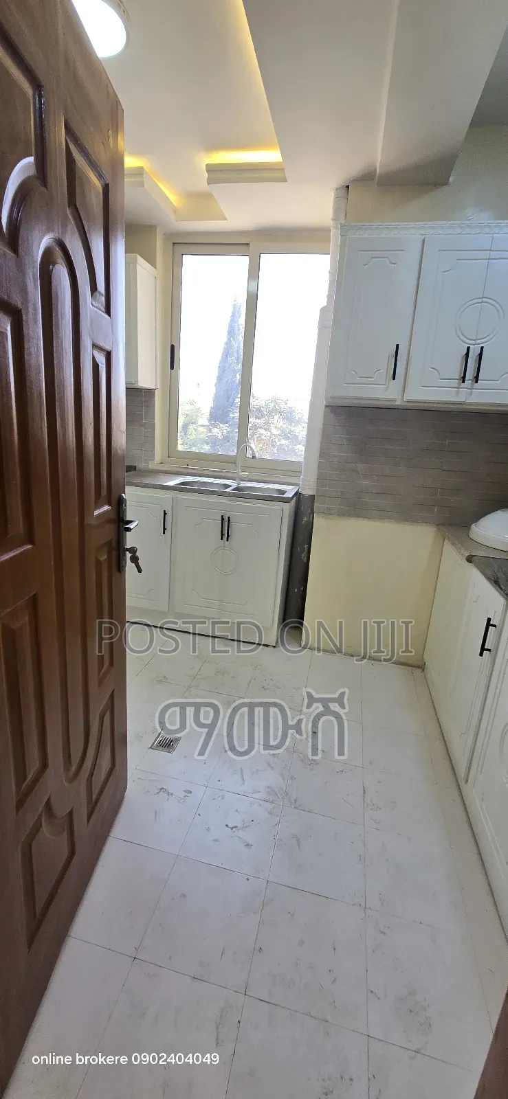 Furnished 3bdrm Condo in አያት መሪ ባቡር ጣቢያ 40/60, Bole for sale