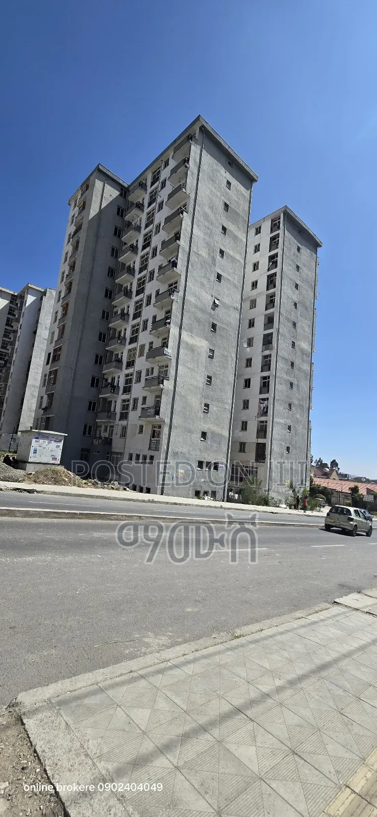 Furnished 3bdrm Condo in አያት መሪ ባቡር ጣቢያ 40/60, Bole for sale