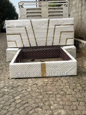 Photo - Luminous 1.50 Meter Bed.