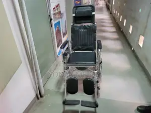 Slightly Used Wheelchair£፴ዌልቼርፖፖwheelchair~₭Wheelchairዊልቼር