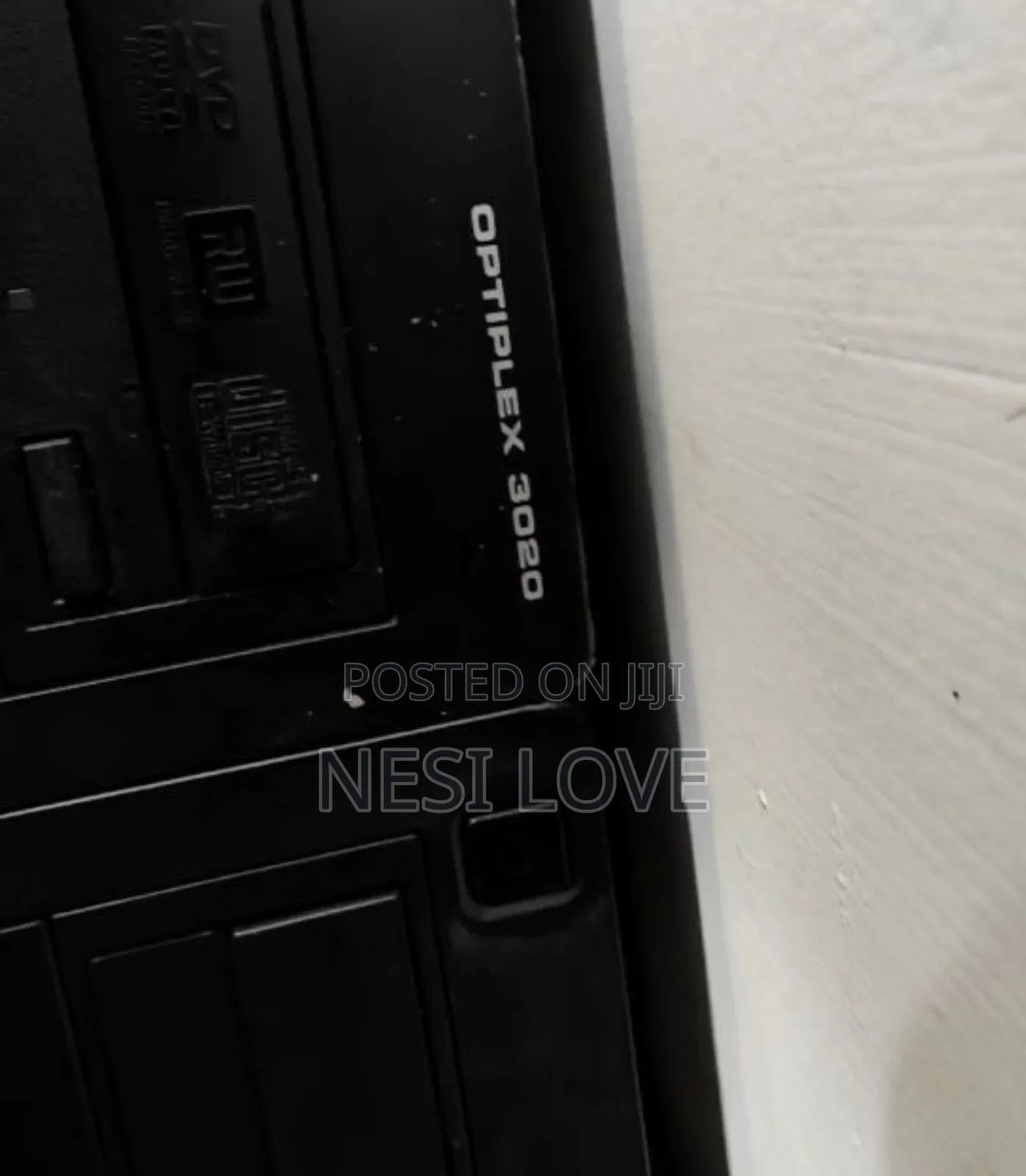 New Desktop Computer Dell OptiPlex 7010 4GB Intel Core I3 HDD 500GB