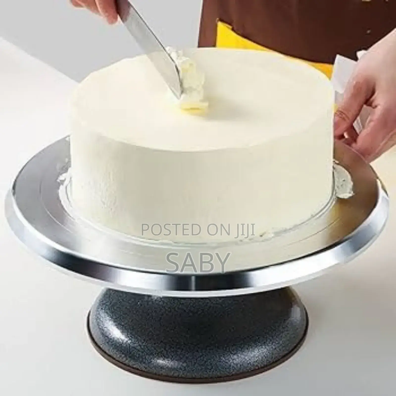 Revolving Cake Decorating Stand