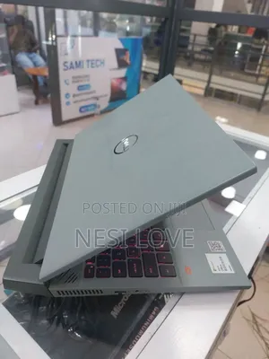 New Laptop Dell G15 5535 16GB Intel Core I7 SSD 512GB