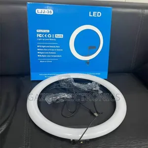 Photo - 14 Inch Ring Light