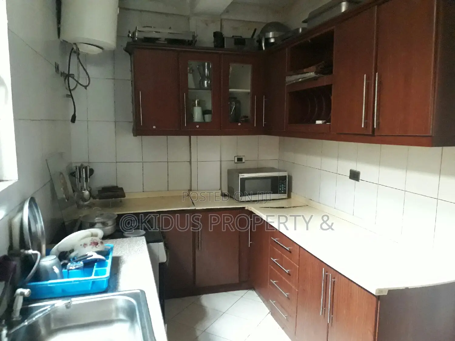 Furnished 5bdrm Townhouse / Terrace for rent
