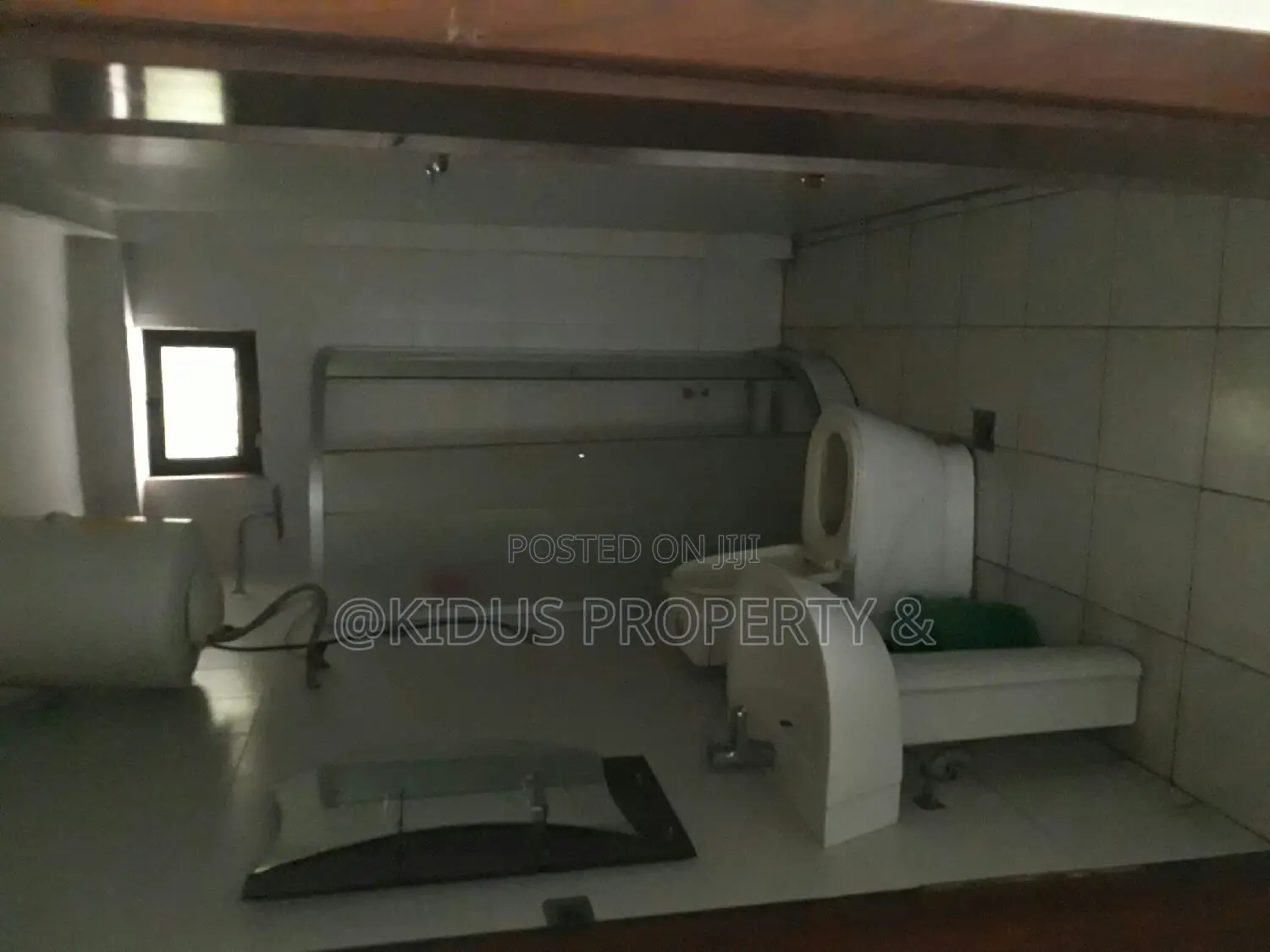 Furnished 5bdrm Townhouse / Terrace for rent