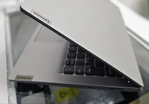 New Laptop Lenovo Ideapad 3 8GB Intel Core I5 SSD 256GB