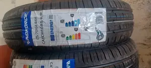 Photo - 175/70r/14 Wind Froce