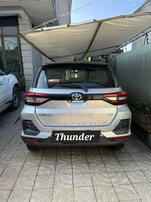 Toyota Raize 2023 Silver