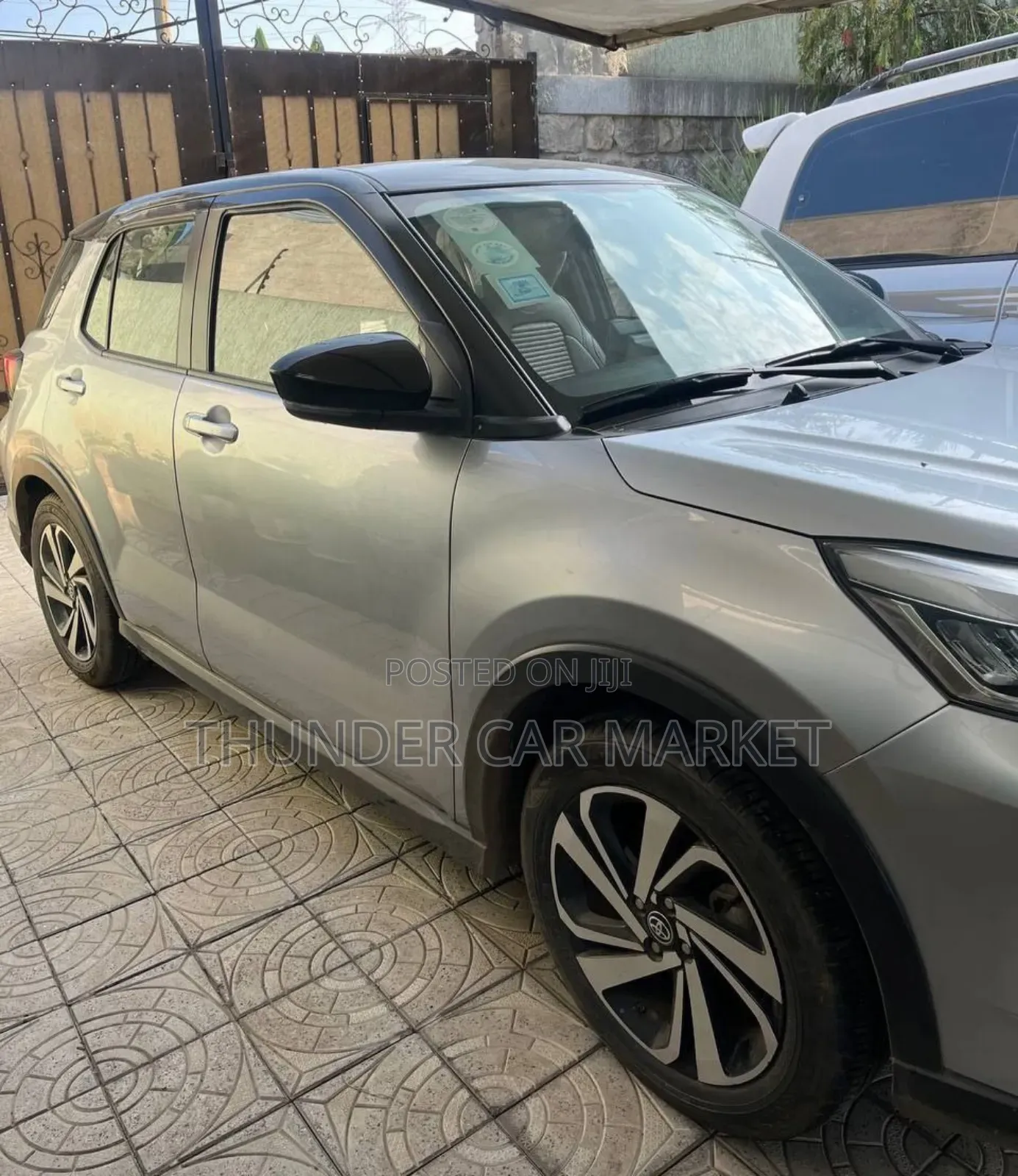 Toyota Raize 2023 Silver