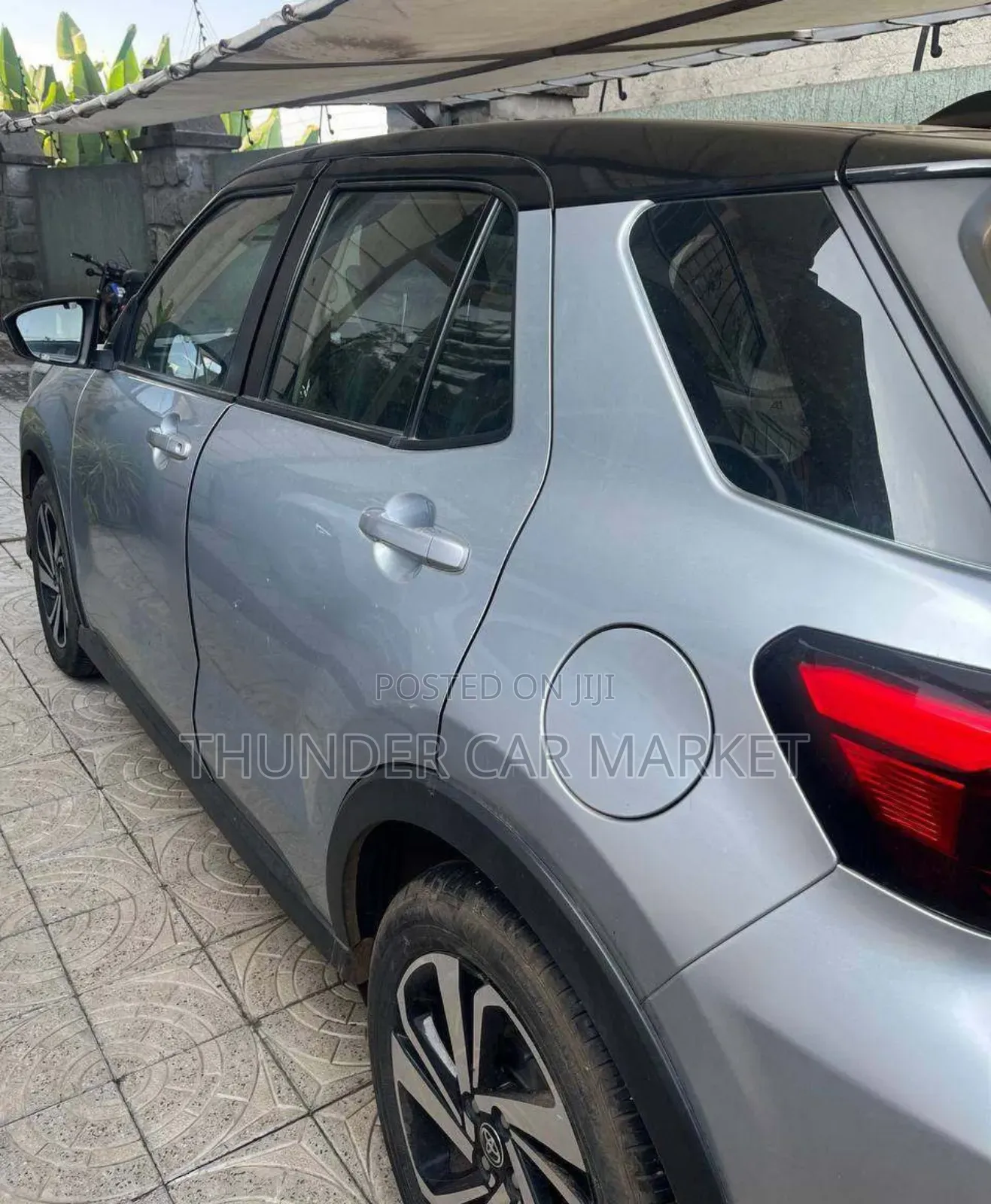 Toyota Raize 2023 Silver