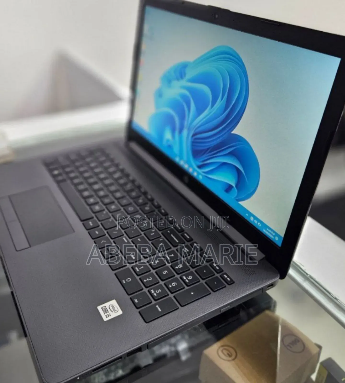 New Laptop HP 250 G8 8GB Intel Core I5 SSD 256GB