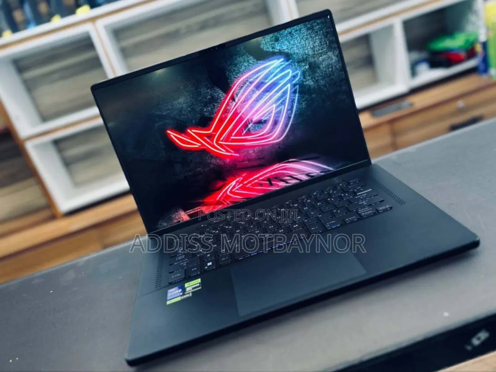 New Laptop Asus ROG Zephyrus G15 16GB Apple M2 SSD 1T