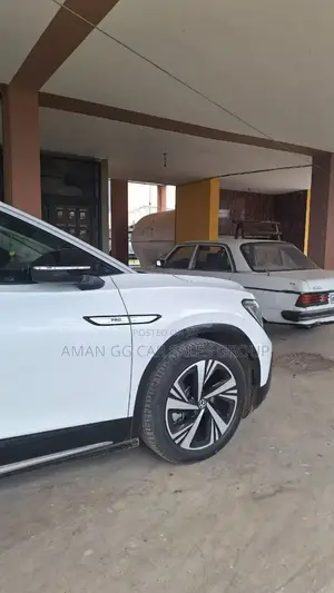 Volkswagen ID.6 2022 White