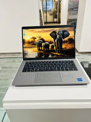 Photo - New Laptop Dell Latitude 11 5179 16GB Intel Core I5 SSD 512GB