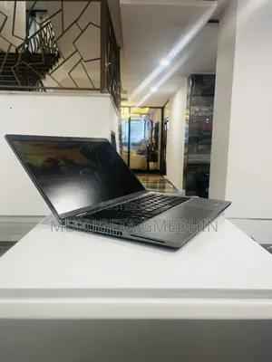 New Laptop Dell Latitude 11 5179 16GB Intel Core I5 SSD 512GB