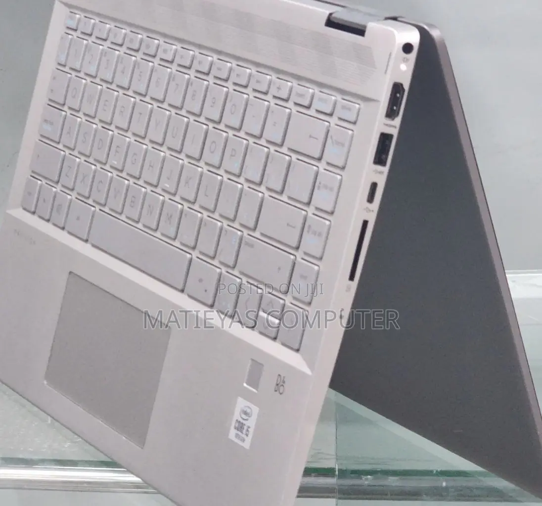 New Laptop HP Pavilion 15 8GB Intel Core I7 SSD 256GB