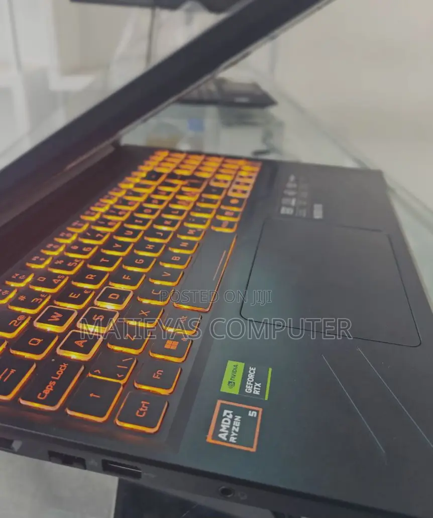 New Laptop Acer 16GB AMD Ryzen 5 SSD 1T